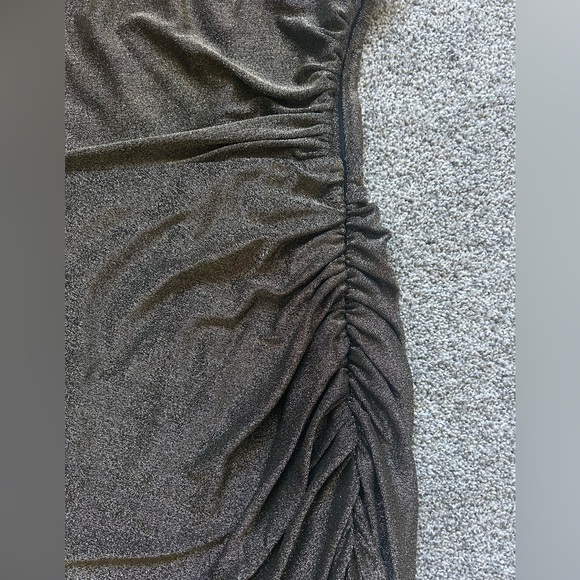 Lulu’s Precious Prize Gold Metallic One-Shoulder Long Sleeve Maxi Dress - Picture 5 of 8